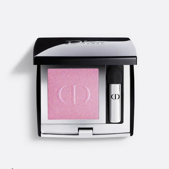 Meet LaLuLushop. Posh friends. Her closet is very versatile closet. Fun Posher - Picture 4 of 4